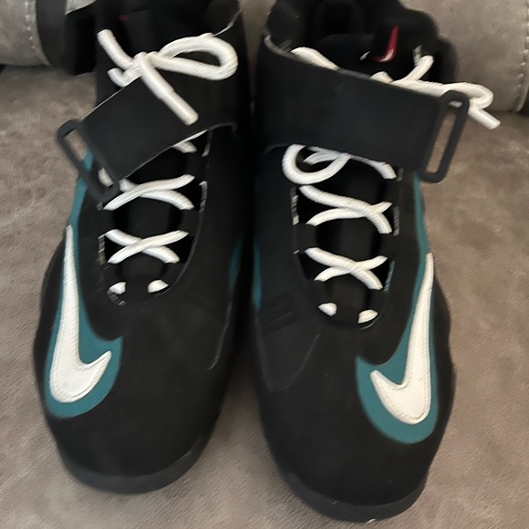 6 pair lot size 9.5 mens - Picture 4 of 6